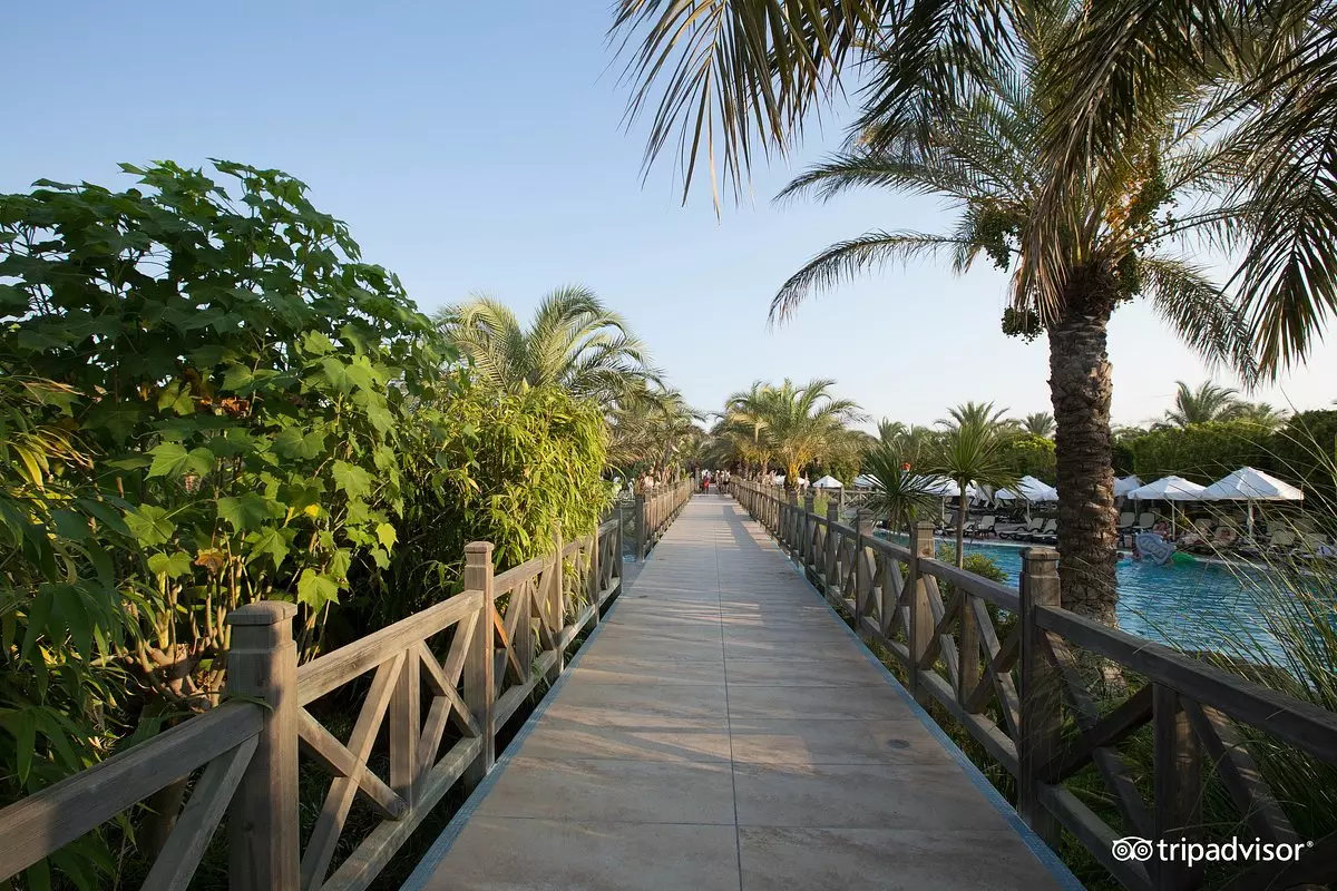 باغ هتل رویال وینگز آنتالیا